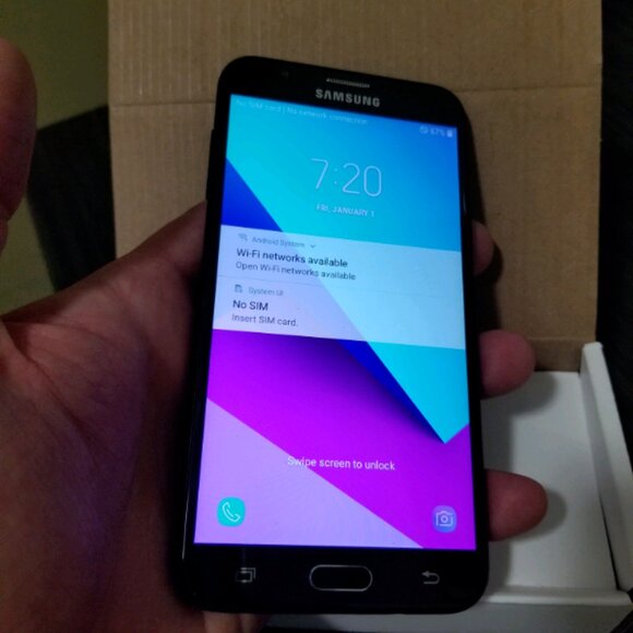 Samsung Galaxy J7 16GB Unlocked. In good condition !!! - Picture 3 of 5